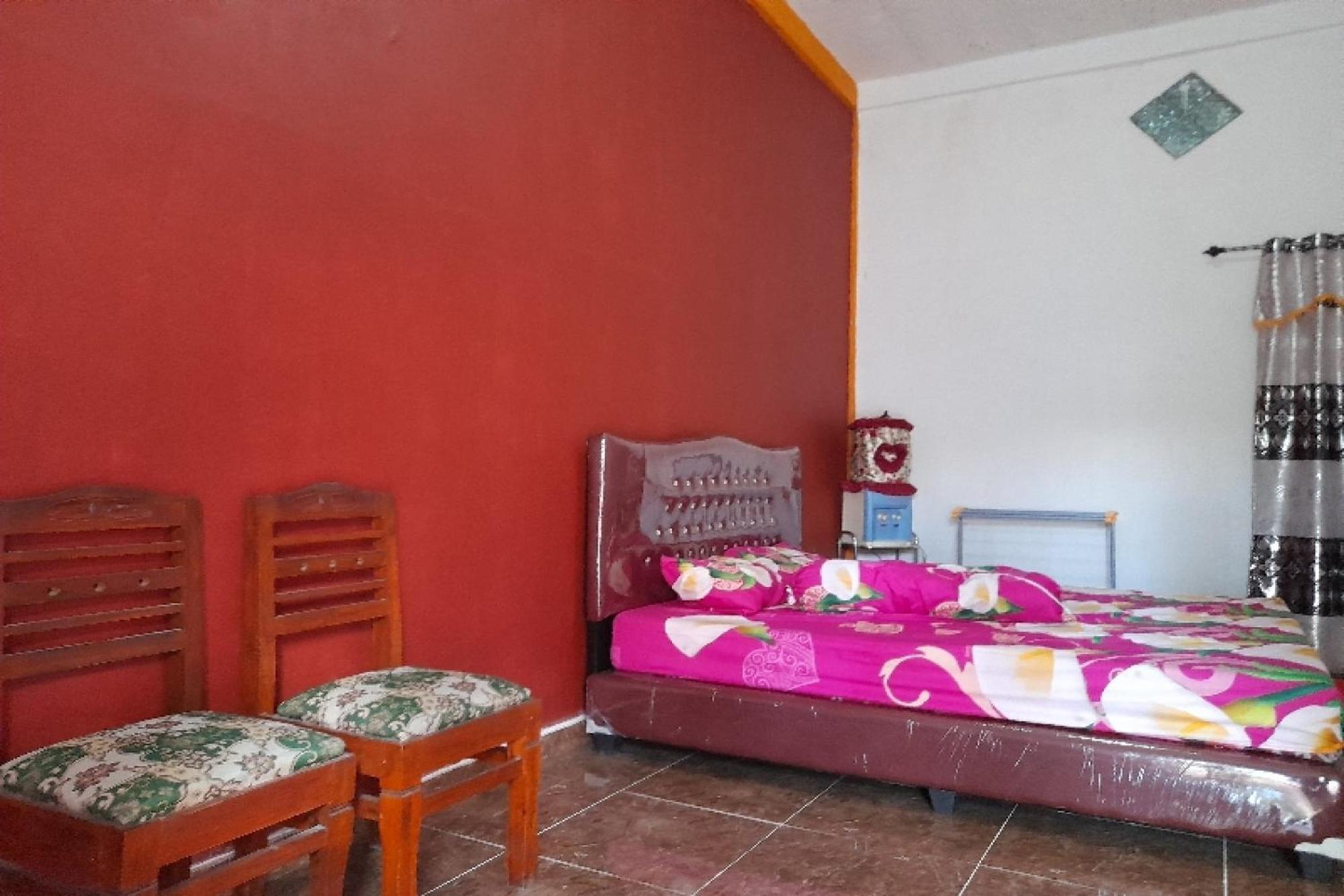 Oyo Homes 91248 Desa Wisata Banding Agung Danau Ranau Екстериор снимка
